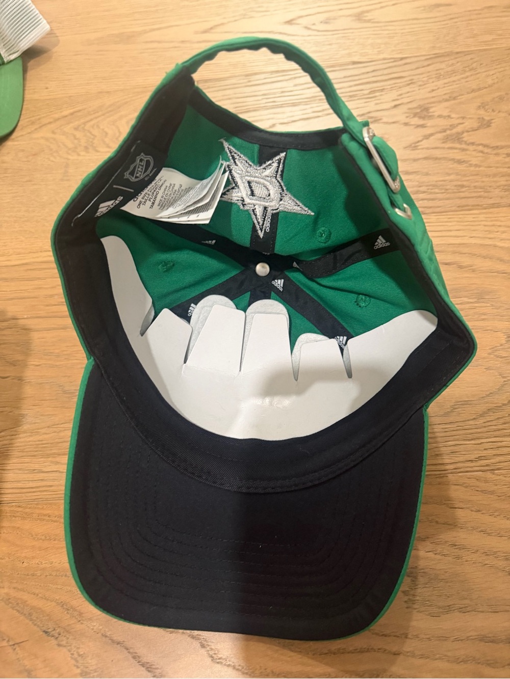 adidas Green "STARS" Baseball Cap with Black Embroidered Logo - Picture 5 of 5
